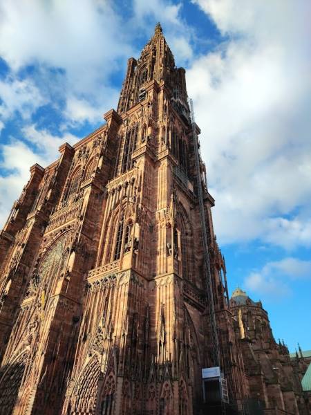 L'office du tourisme vous guide pour découvrir la cathédrale notre dame de Strasbourg STRASBOURG OFFICE DU TOURISME
